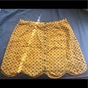 Urban Outfitters Short Scallop skirt